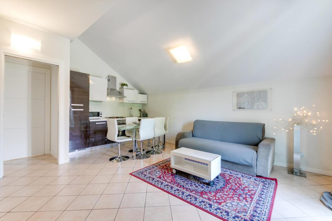 Apartamento Casa Bonotto Desenzano del Garda Exterior foto